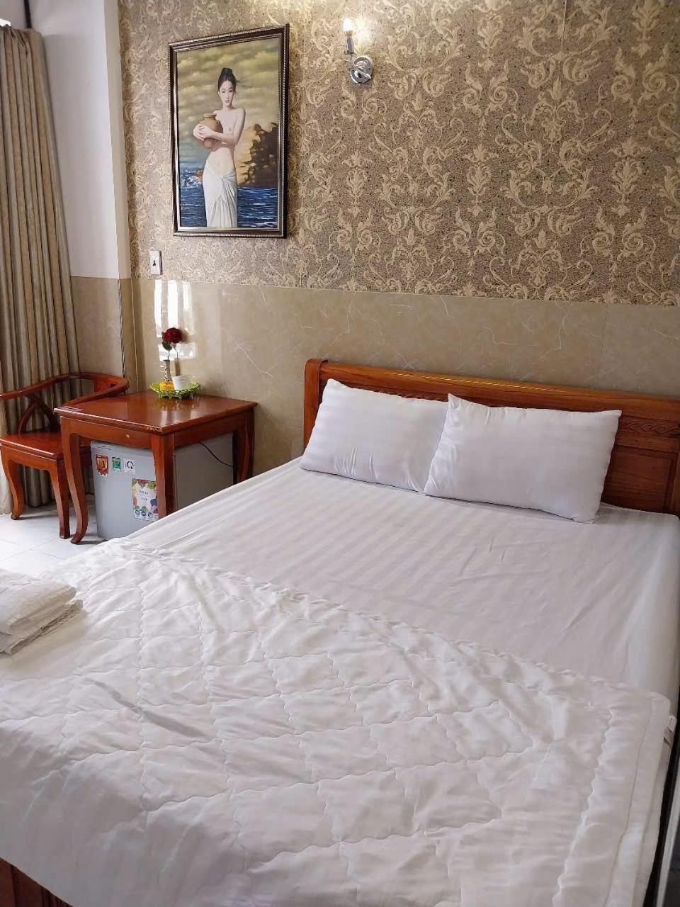 Khach San Thien Phuc Hotel Ho Chi Minh City Exterior photo