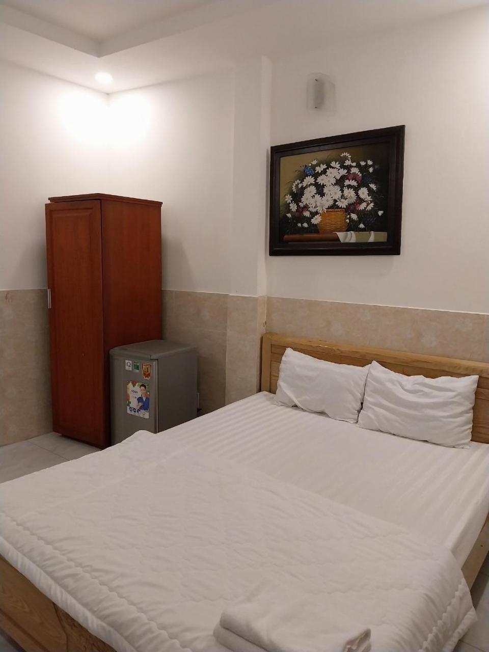 Khach San Thien Phuc Hotel Ho Chi Minh City Exterior photo