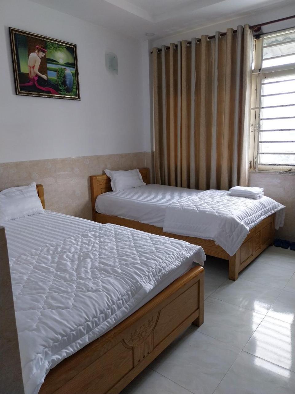 Khach San Thien Phuc Hotel Ho Chi Minh City Exterior photo